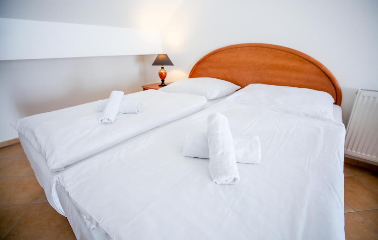 Hotel Barborka Přední Výtoň Esterno foto